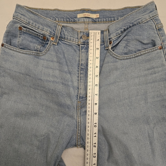 Levi's Mom Jeans - Picture 6 of 10